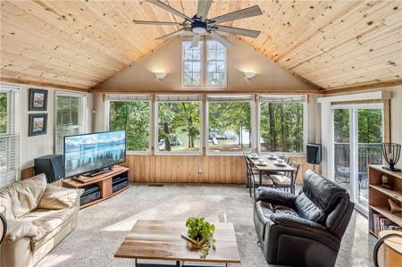 5705 Ridgeway Circle