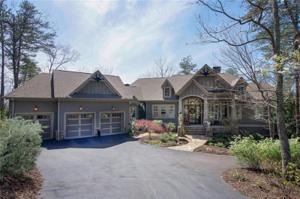 76 Bluestern Drive SE