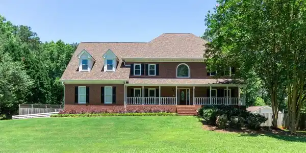 3670 Windlake Drive