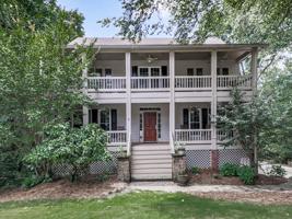 1805 Summerview Court