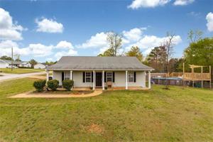 140 Hunters Ridge Drive