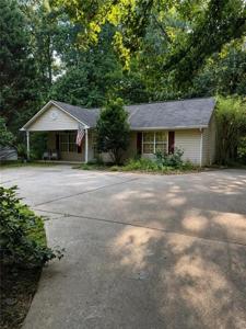 5635 Lakeview Court