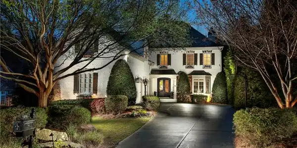270 Ardsley Lane