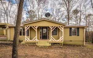 21 Sea Horse Circle SE