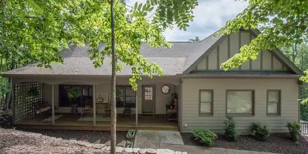 228 South View Trail