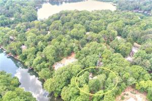 730 Lakeshore Drive