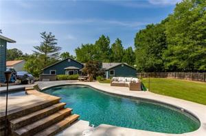 902 Emerald Court