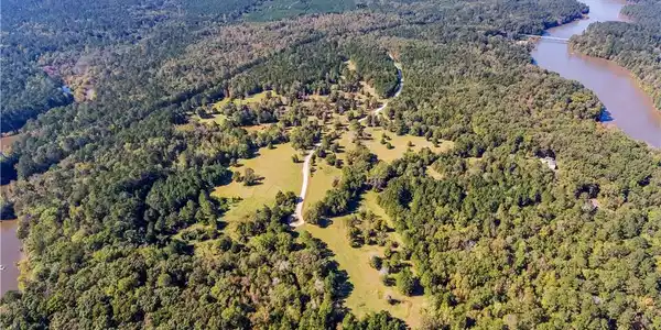 152 Mill Creek Lane