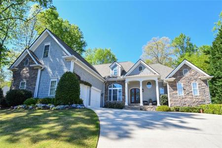 3036 Hickory Hills Drive