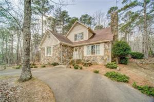 102 Elder Court