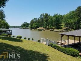 190 Sinclair Bluff Dr