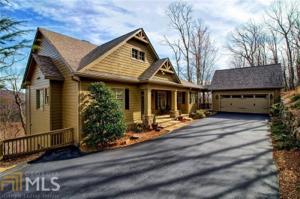 930 Ridgeview Dr