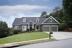 121 Misty Valley Dr