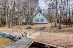 303 Rainbow Dr