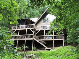 49 Locust Ln