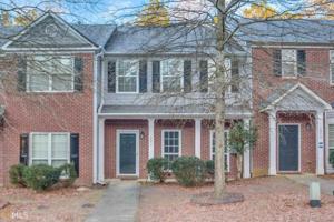 4877 Robinson Square Dr