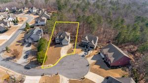 603 Creekview Circle