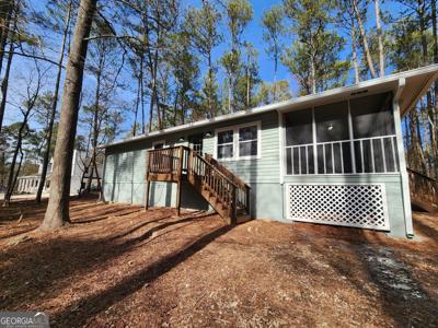 60 Kingfisher Court