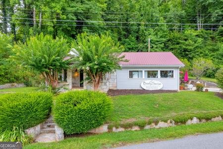 2226 Ridgecrest Circle