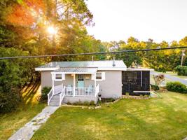 107 Lakeshore Drive