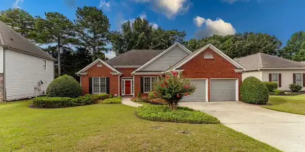 207 Holly Chase Court, Canton GA 30114