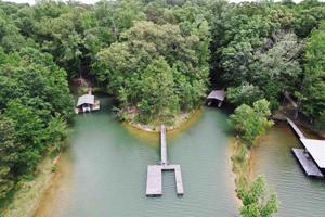 785 Lake View Rd