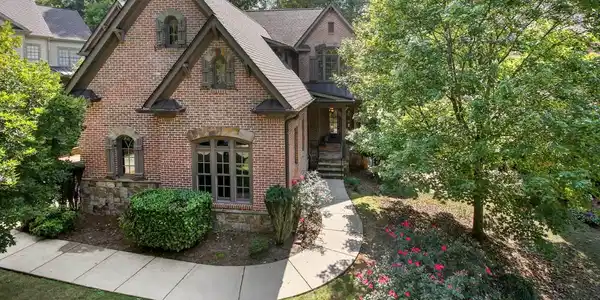 6303 Windward Pkwy