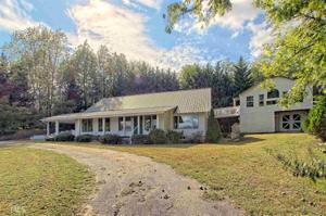 1141 Cedar Cliff