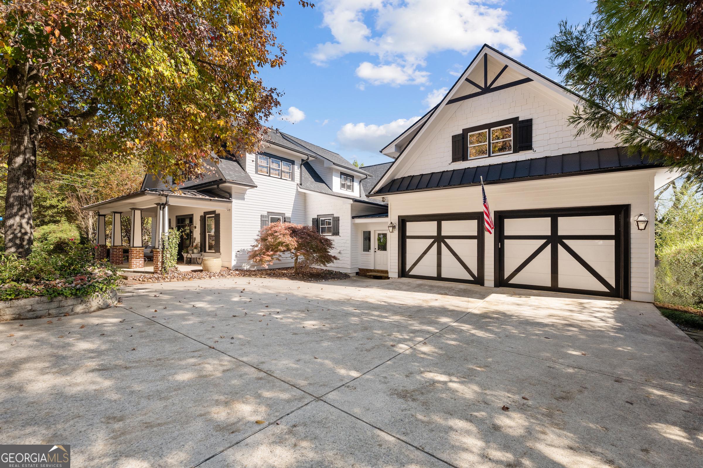 5627 Church Street, Flowery Branch, GA lhrmls01889831