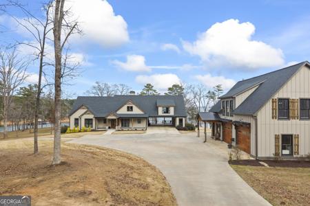 300 Black Point Drive, Hartwell GA 30643