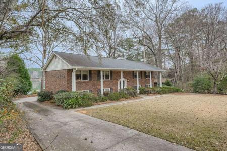 4707 Matterhorn Drive SW, Lilburn GA 30047