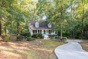 143 NW Commodore Drive