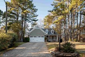 3008 Moors Ln