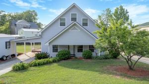 102 Lakeshore Drive