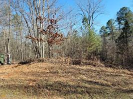 932 Edgewater Trail