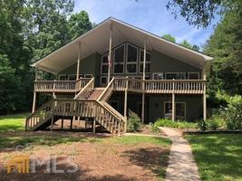 2276 Lake Crest Drive