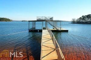 07 207 Foxtail Dr