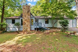 490 Victoria Rd