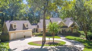 1070 Maple Ridge Way