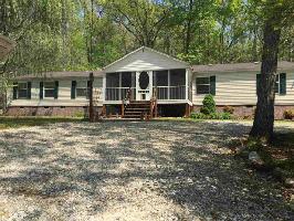 64 River Point Dr