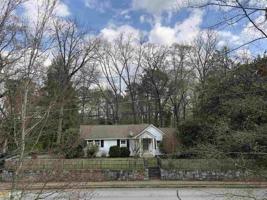 4245 S Berkeley Lake Rd