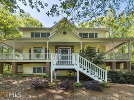 271 Falcon Pointe Ct
