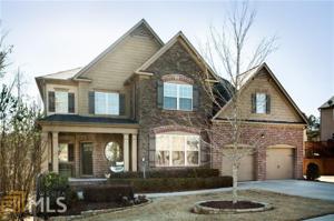 602 Watersedge Way