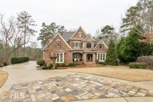 5654 Golden Vale Point