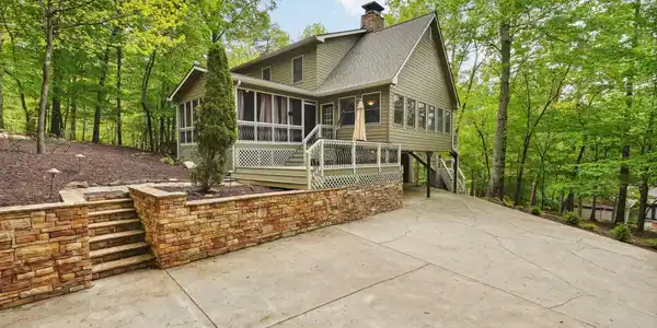 2216 Crippled Oak Trail