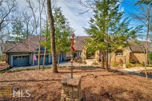 10 Summit Dr