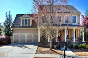 203 Woodbury Ct