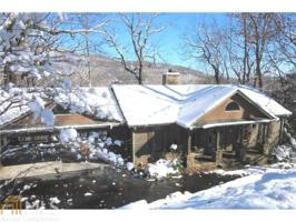 1364 Valley View Dr