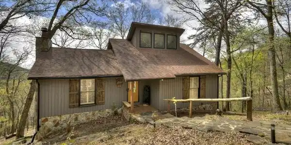 116 Moss Patch Trail