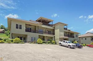 1647 Lakeview Dr Unit 8 E